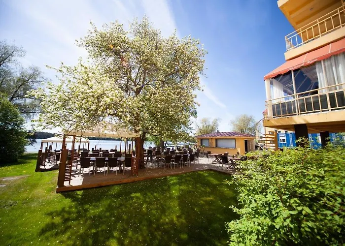 Hotel Hospitz Savonlinna photo