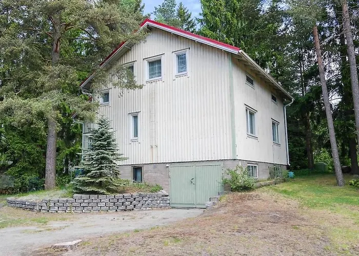 Hallela, Big Villa For 8-Person At Raisio Near Meyer Gate photo