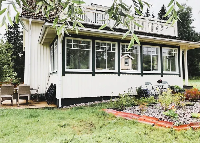 Tilava Ja Rauhallinen Huvila Mukavuuksilla Kemionsaari photo