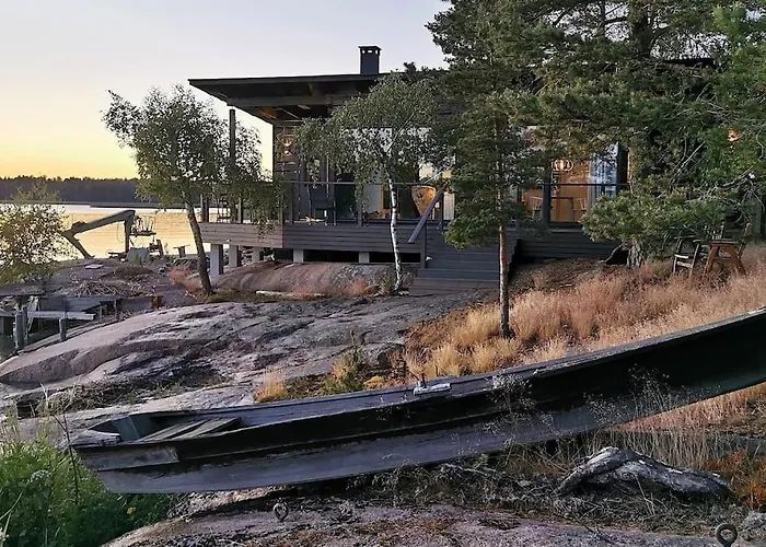 Taivassalo Talo Meren Rannalla תמונה