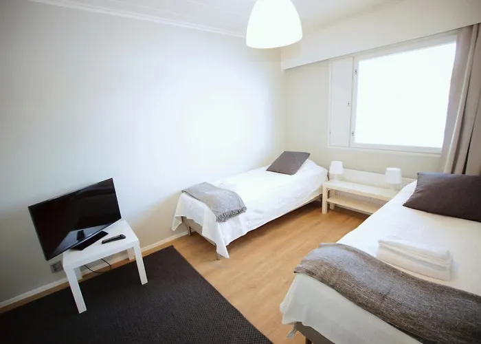 Photo de Convenient Apartment For 4 Karvsor