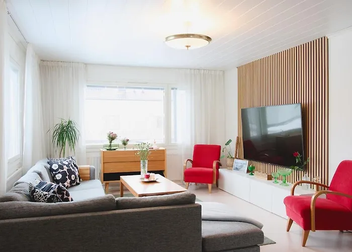 Villa Rimppari Taeydellinen Porukalle 9 Hloe Puusauna Nuotiopaikka Ja Parkki Oulu photo