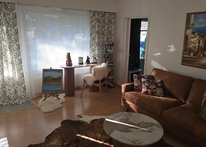 Photo de Appartement Viihtyisae Kaksio Ydinkeskustassa Maantasossa à Oulainen